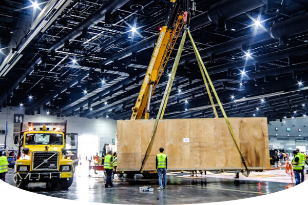 Read more about the article How an exhibition logistics service can help your events business steal the show